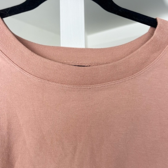 h:ours Dusty Rose Cropped Tee - Picture 4 of 6